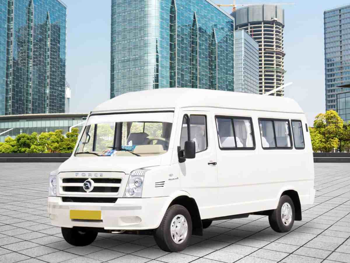 Explore Coimbatore in Comfort: 15 Seater Van & Tempo Traveller Rentals for Group&nbsp;Travel
